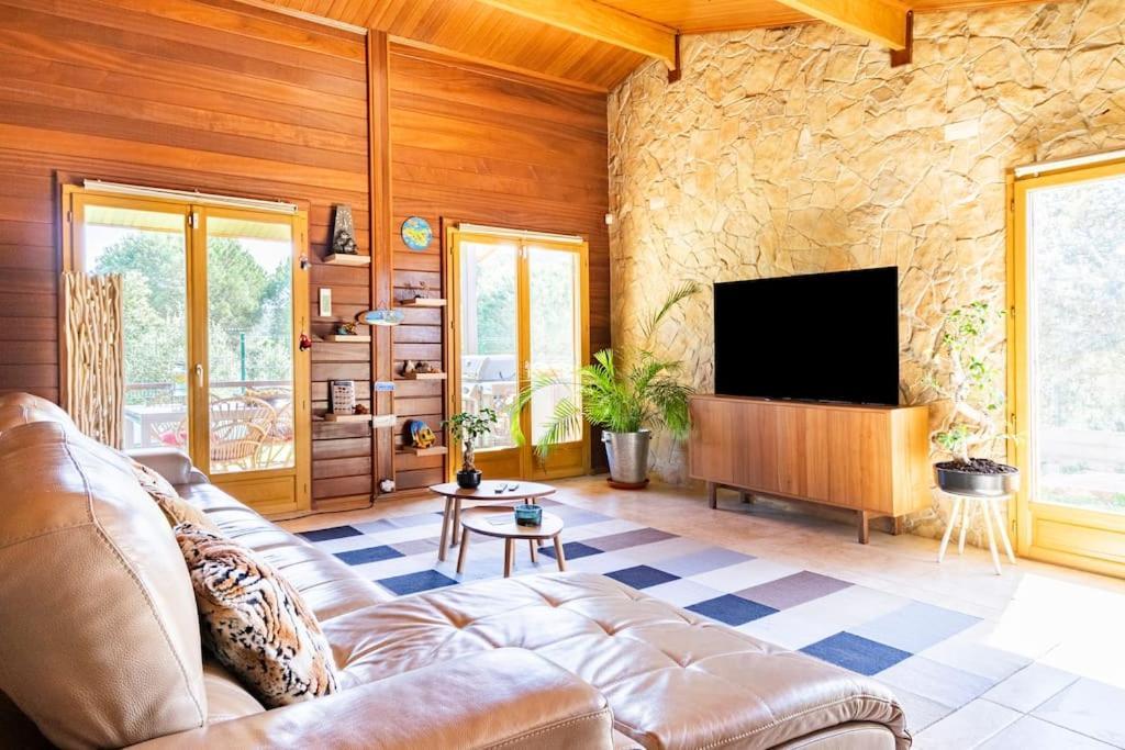 Wooden House Villa Minde Exterior foto